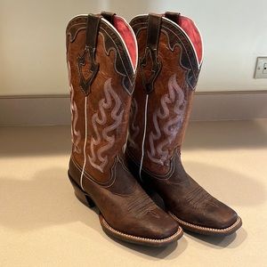Ariat cowboy boots square toe